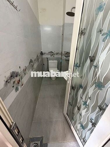 Cho thuê nguyên căn sạch đẹp, 3pn 5wc, hxh Đường Quang Trung p8 Gò vấp