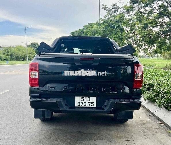 FORD RANGER XLS 2.0AT 2024 ĐI 17.000KM MỚI CỨNG
