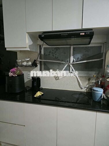 Cần sang nhượng hợp đồng thuê căn hộ 2PN ngay cầu Nguyễn Tri Phương