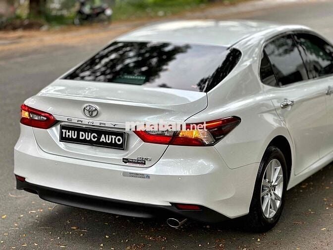 Toyota Camry 2.0G 2021 Trắng 45.000 km