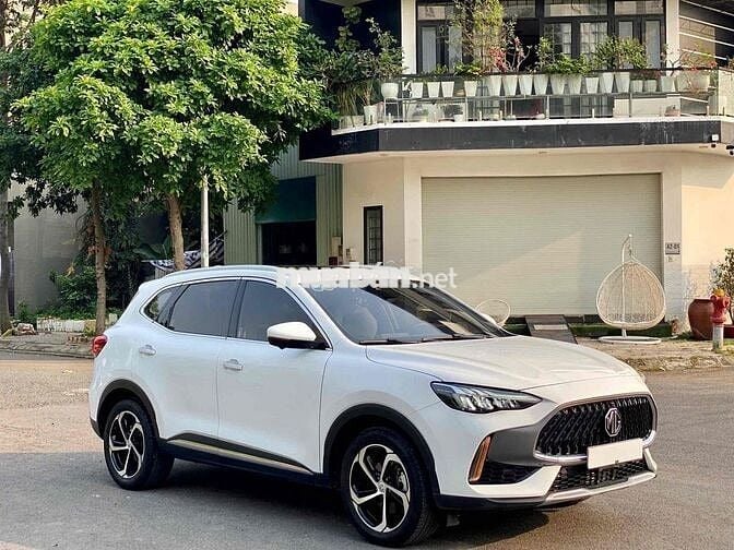 MG HS LUX 2024 Trắng 32.000 km