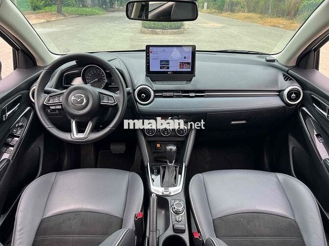 Mazda Mazda 2 Luxury 2023 Trắng 15000 km