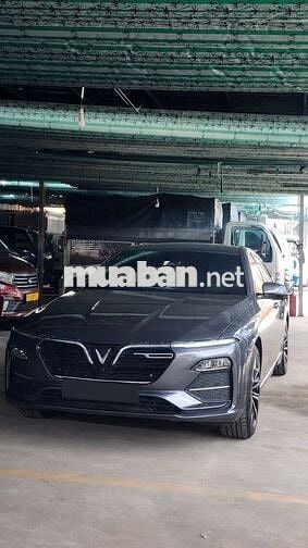 Vinfast Lux A Premium 2020 23000 km Xám