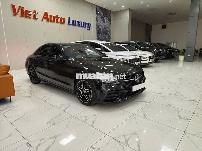 Mercedes Benz C300 AMG 2019 Đen