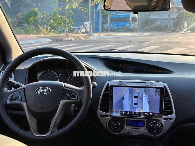 Hyundai i20 2011 Trắng 140.000 km