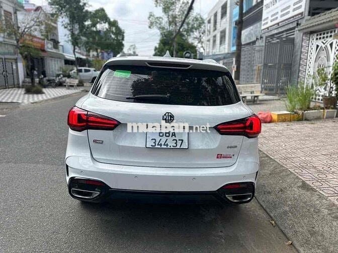 MG HS LUX 2024 Trắng 32.000 km