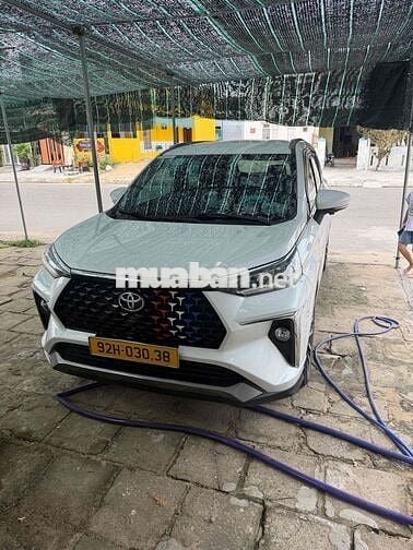 Toyota Veloz Top 2024 Trắng Tự động 7 chỗ