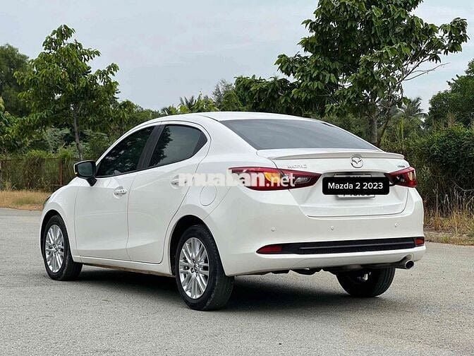 Mazda Mazda 2 Luxury 2023 Trắng 15000 km