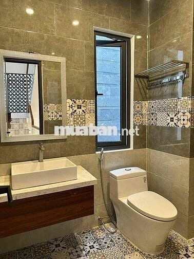 🏡 CHO THUÊ NHÀ 3 TẦNG KIỆT 4M TRẦN CAO VÂN – SÁT BIỂN NGUYỄN TẤT THÀNH