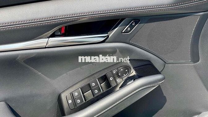 Mazda 3 Luxury 2023 Trắng 40.000 km