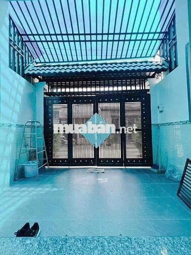 Nhà 3 lầu, 6 phòng ngủ hẻm 6m đg Lê Văn Lương, ngay cầu Long Kiển
