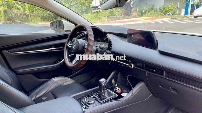 Mazda 3 Luxury 2023 Trắng 40.000 km