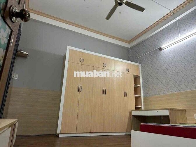 CHO THUÊ NHÀ MẶT TIỀN LAM SƠN, GIÁ 40TR/ THÁNG