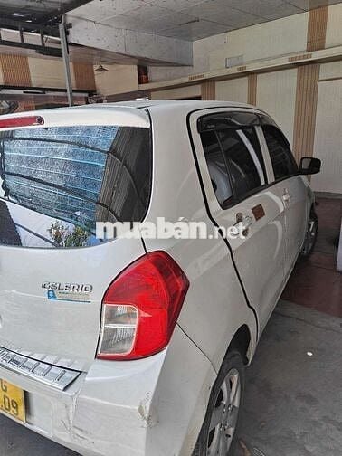 Suzuki Celerio Trắng Số tự động