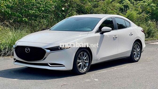 Mazda 3 Luxury 2023 Trắng 40.000 km