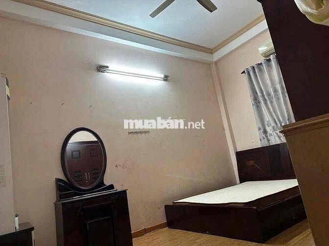 CHO THUÊ NHÀ MẶT TIỀN LAM SƠN, GIÁ 40TR/ THÁNG