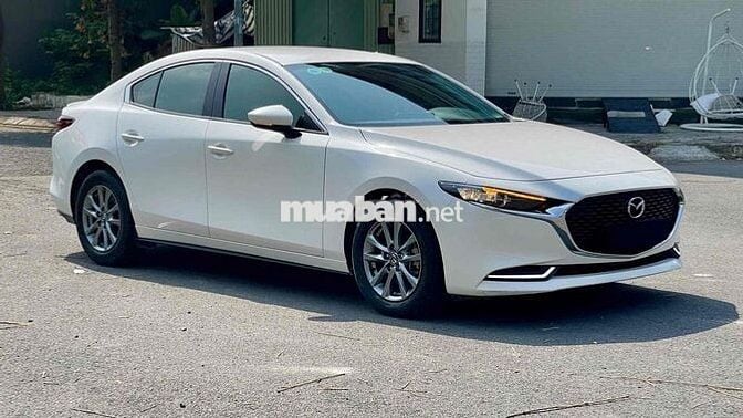 Mazda 3 Luxury 2023 Trắng 40.000 km