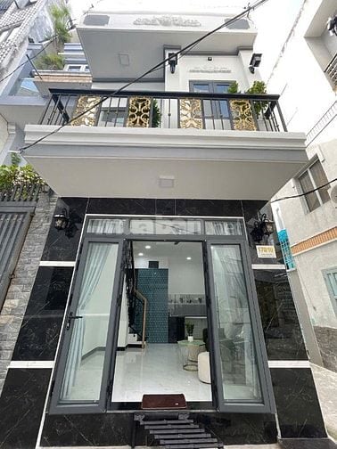 Nhà Gò Vấp hàng hiếm ở khu trên đường náo nhiệt 