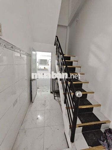 nhà 4 triêụ 2 góc mặt tiền gần bệnh viện Phụ Sản