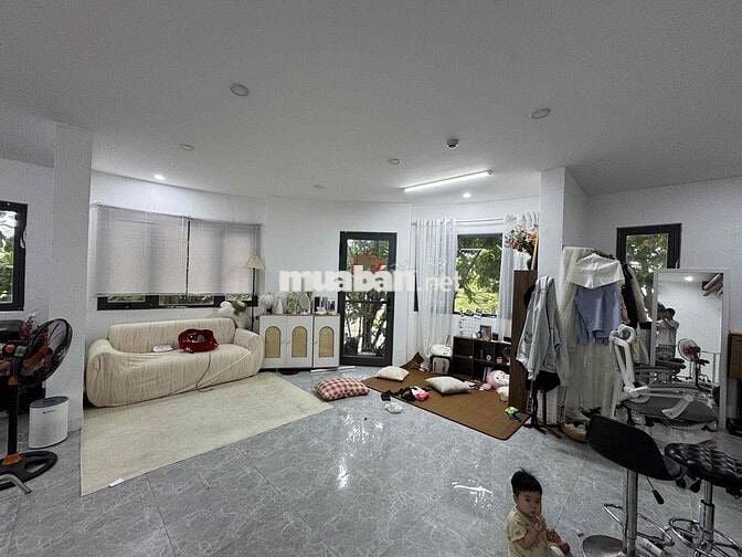 cho thuê vp đường tiểu la,ngay trung tâm tiện đi lại