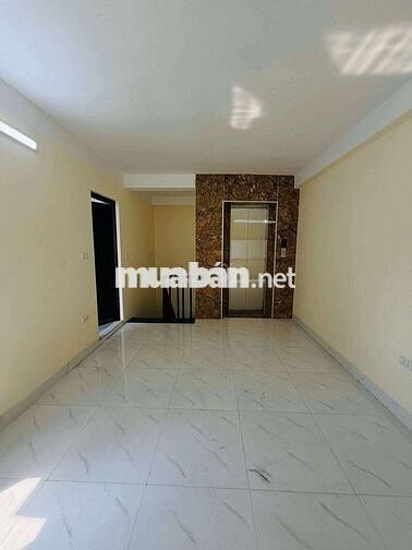 🏡 CHO THUÊ NHÀ NGUYÊN CĂN BỒ ĐỀ - THANG MÁY XỊN - FULL ĐỒ  - 15 TRIỆU!