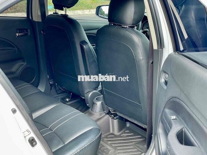 Mitsubishi Attrage 2024 Trắng 40.000 km
