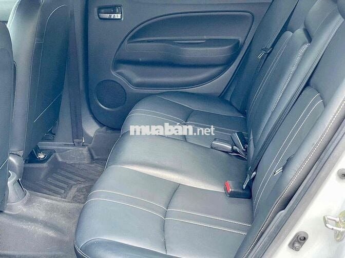 Mitsubishi Attrage 2024 Trắng 40.000 km