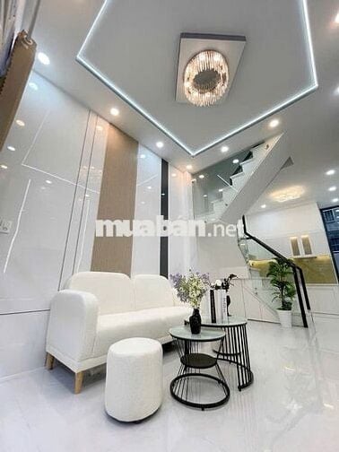Nhà Đẹp Sát Q7, Tiện Ích Đầy Đủ, Khu Dân Cư An Ninh Hiện Hữu