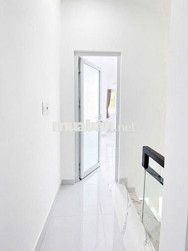 Nhà Đẹp Sát Q7, Tiện Ích Đầy Đủ, Khu Dân Cư An Ninh Hiện Hữu