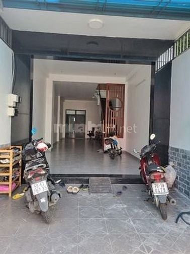 Cho thuê mặt bằng kinh doanh đường nhựa 8m