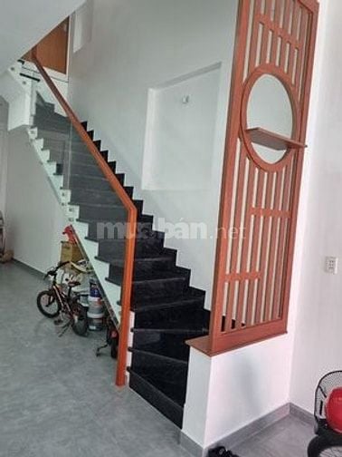 Cho thuê mặt bằng kinh doanh đường nhựa 8m