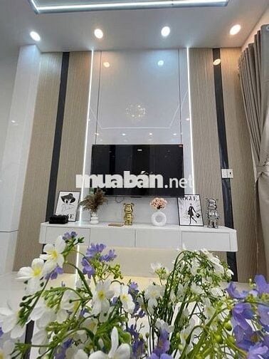 Nhà Đẹp Sát Q7, Tiện Ích Đầy Đủ, Khu Dân Cư An Ninh Hiện Hữu