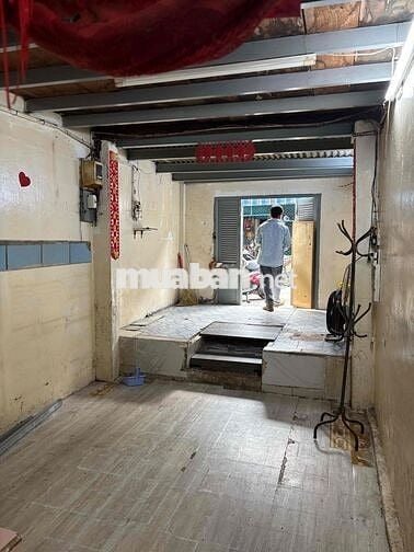 Chính chủ bán nhà cấp 4 hẻm 5m dt 38m2 tiện sửa mới