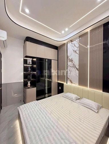 Nhà 1 trệt 1 lầu trung tâm tdm - chỉ 2.8 tỷ - sổ hồng riêng
