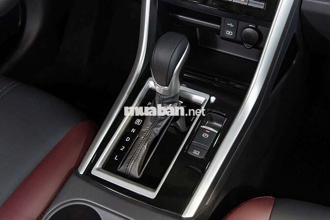 Mitsubishi Xpander Ưu Đãi Ngập Tràn Tháng 6