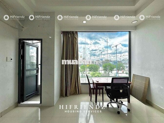 Căn hộ thang máy - ban công view xịn xò mặt tiền đường lớn