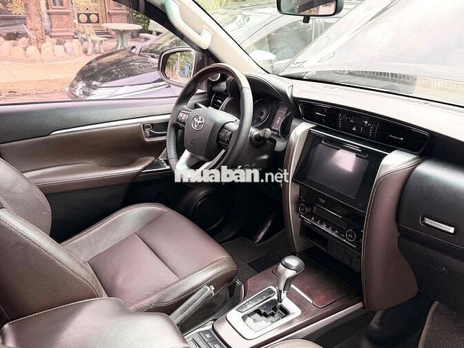 Toyota Fortuner 2019 2.7 AT xăng Eco