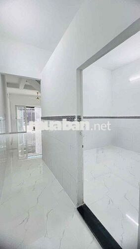 Nhà SHR 3 phòng ngủ hẻm xe hơi ngay bệnh viện Nhà Bè