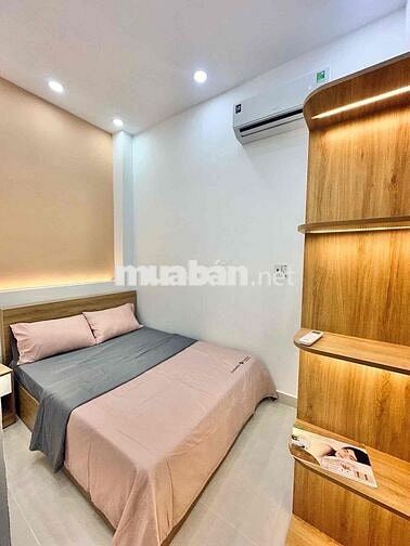 NHÀ MỚI, ĐẸP FULL NỘI THẤT SÁT VÁCH SÂN BAY - 37M2 KHÔNG QH, LG