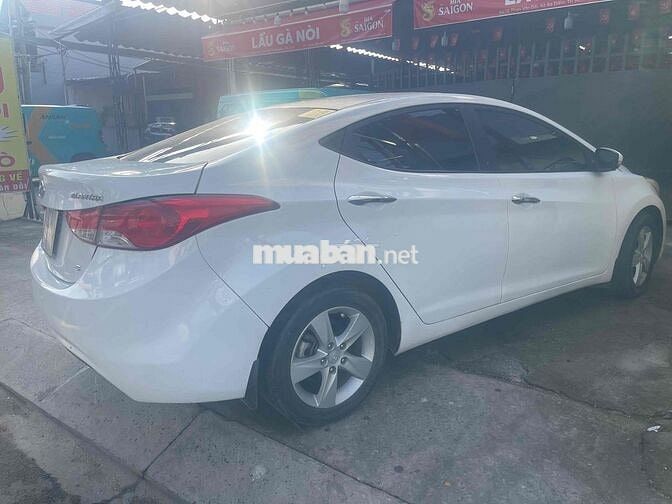 Hyundai Elantra 2013 Trắng