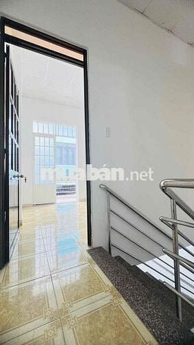 Nhà SHR 3 phòng ngủ hẻm xe hơi ngay bệnh viện Nhà Bè