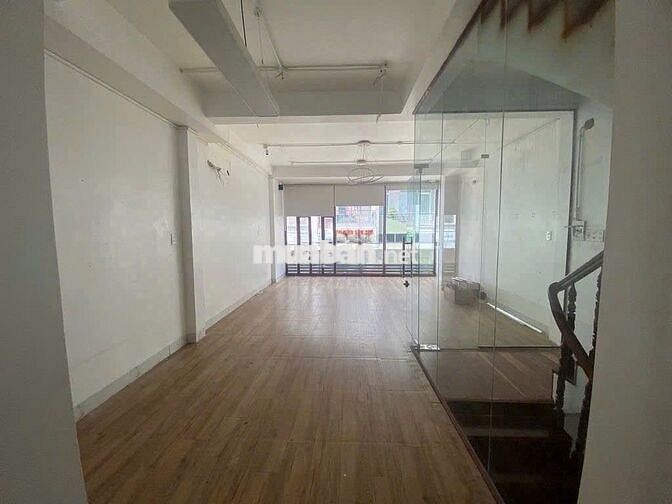 Cho Thuê Nhà Đường Hoa Cúc, Phú Nhuận ( Ngang 5m - Rộng Rãi )