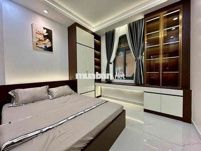 NHÀ QUẬN 7 CÓ 4 PHÒNG NGỦ ( CÓ PHÒNG NGỦ TẦNG TRỆT).