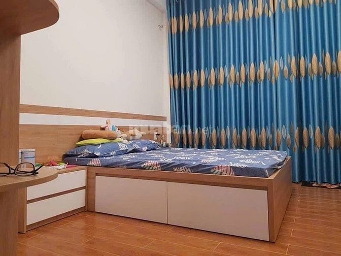 BÁN NHÀ GẦN TRƯỜNG ĐH KINH TẾ - TÀI CHÍNH,Đ NGUYỄN VĂN LẠC, BÌNH THẠNH