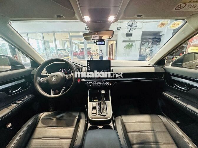 Honda CR-V L. Mua T11/2025 8.000 km. Xe Zin 100% ✔️