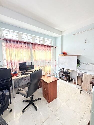 Bán nhà HXH khu sân bay 44m2, 4 tầng BTCT 5.2 tỷ
