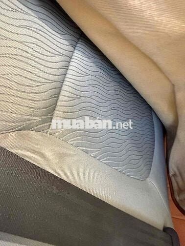 Hyundai Accent 2013 Số sàn Bạc 9000km/năm