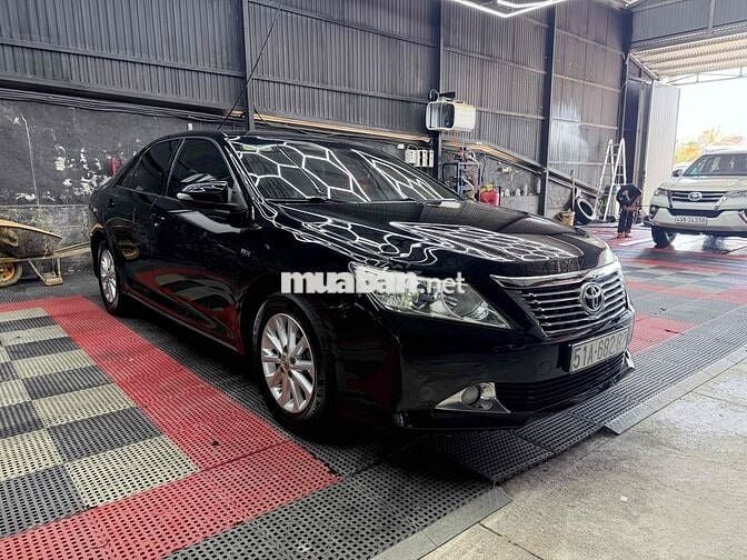 Toyota Camry 2.0E 2013 Đen