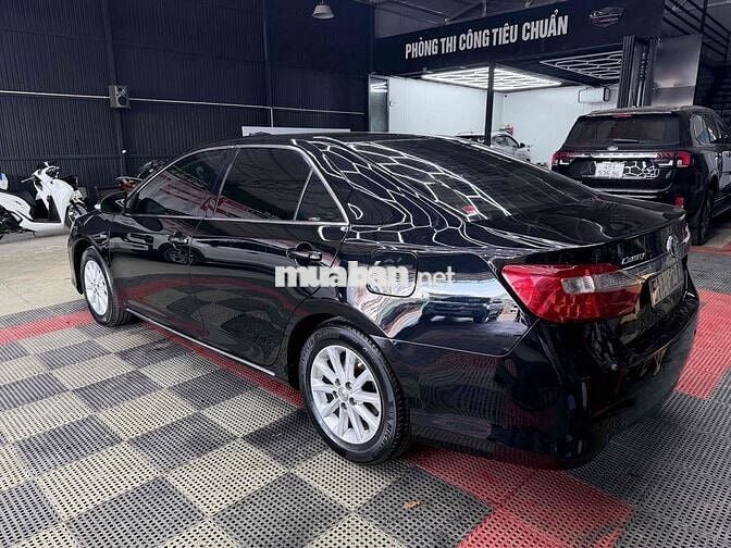 Toyota Camry 2.0E 2013 Đen