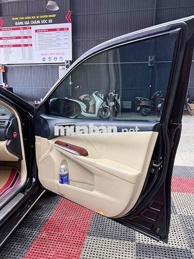 Toyota Camry 2.0E 2013 Đen